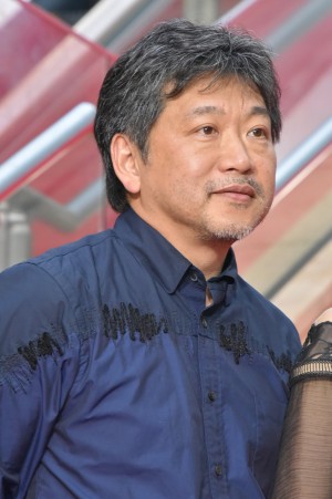 是枝裕和、映画『三度目の殺人』完成披露試写会レッドカーペットに登場