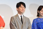 星野源、ドラマW『プラージュ』完成披露舞台挨拶に登壇