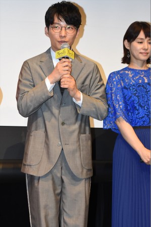 星野源、ドラマW『プラージュ』完成披露舞台挨拶に登壇