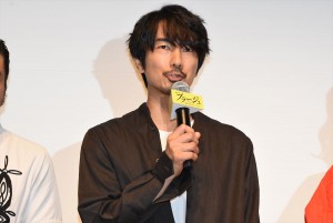 眞島秀和、ドラマW『プラージュ』完成披露舞台挨拶に登壇