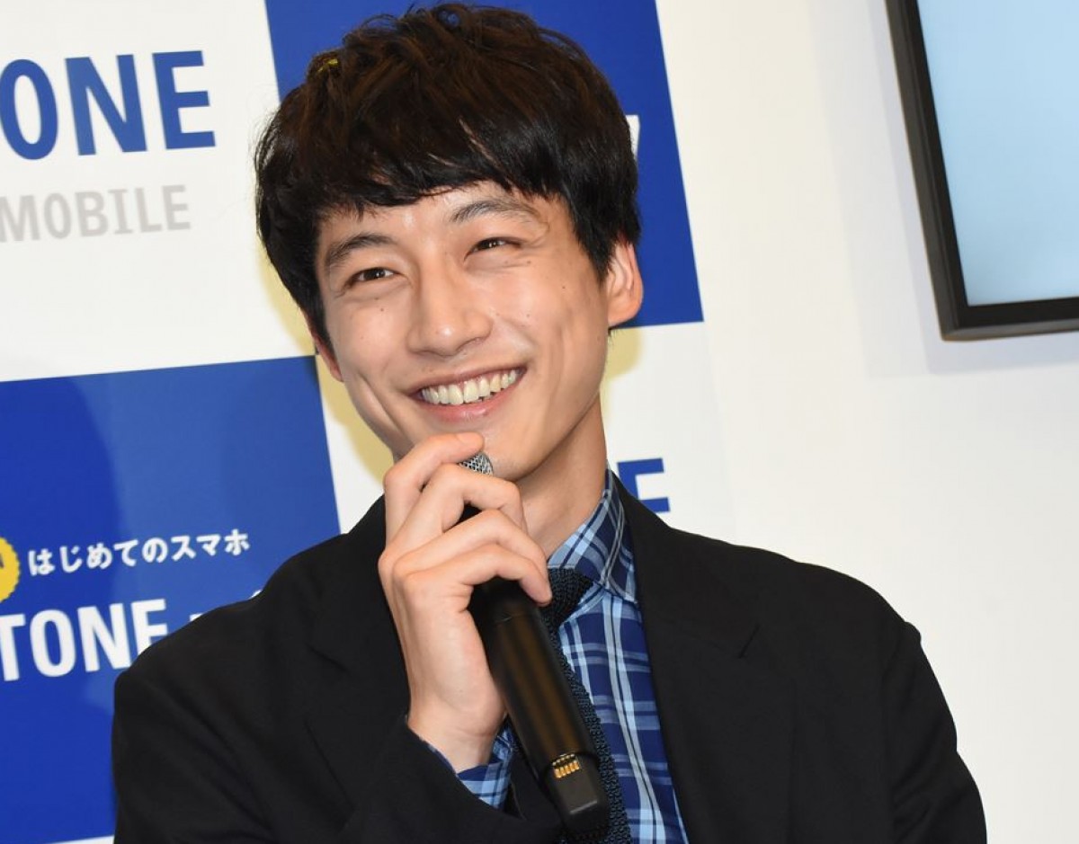 坂口健太郎、“空気を読まないプロポーズ”に満足「ちょっと口角が上がっちゃう」