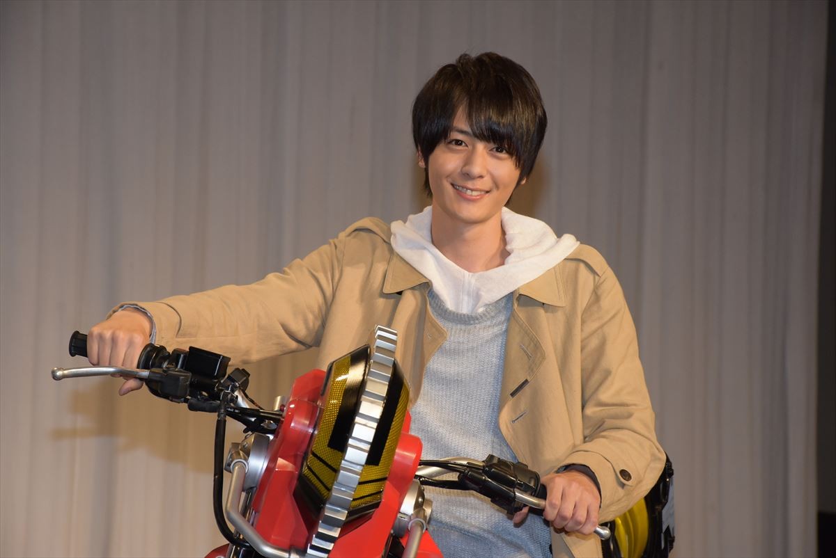 新仮面ライダーの犬飼貴丈、憧れは水嶋ヒロ「天道さんになりたいと思っていた」