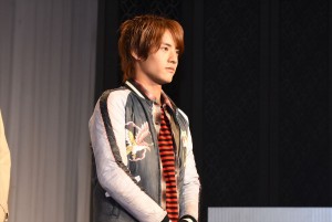 赤楚衛二、『仮面ライダービルド』制作発表に登壇