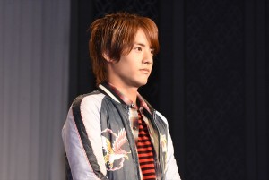 赤楚衛二、『仮面ライダービルド』制作発表に登壇