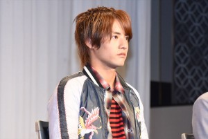 赤楚衛二、『仮面ライダービルド』制作発表に登壇