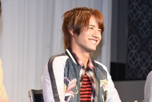 赤楚衛二、『仮面ライダービルド』制作発表に登壇