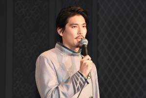 水上剣星、『仮面ライダービルド』制作発表に登壇