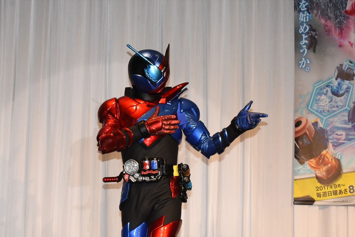 新仮面ライダーの犬飼貴丈、憧れは水嶋ヒロ「天道さんになりたいと思っていた」