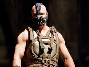 「肉体美が光るイギリス人俳優」10人に選出された、トム・ハーディ（※映画『ダークナイト ライジング』より）