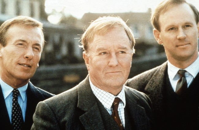 ロバート・ハーディ、Robert Hardy