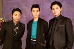 山崎賢人、山田孝之＆岡田将生との“ジョジョ”3ショット公開「グレートな先輩たち」