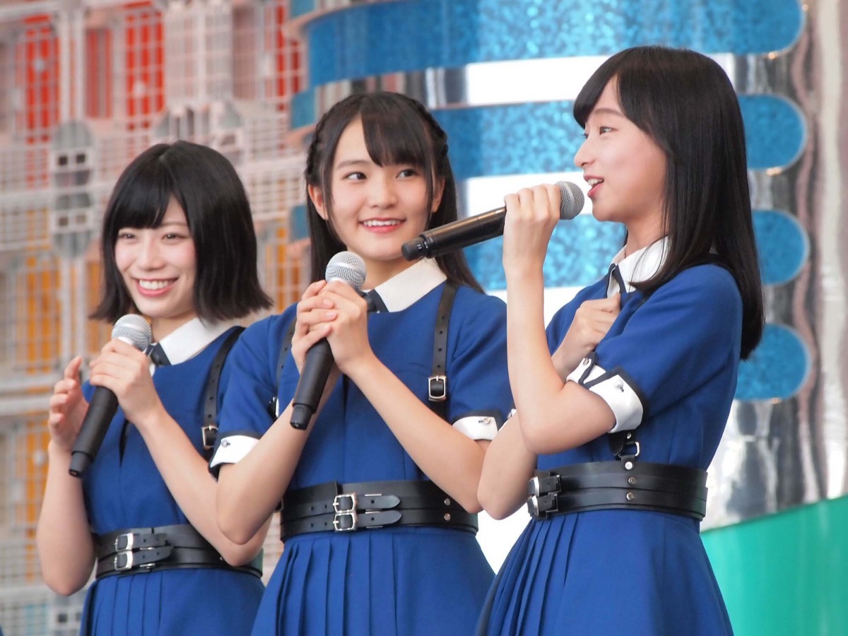 欅坂46、アイドルフェスで熱いステージ！けやき坂46も初参戦