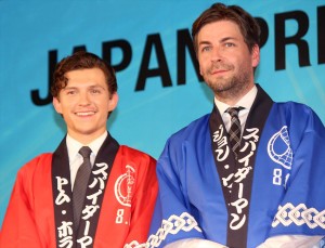 トム・ホランド（左）、ジョン・ワッツ監督（右）、『スパイダーマン：ホームカミング』ジャパンプレミアに登壇