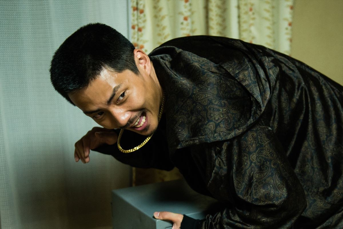 間宮祥太朗、胸割りタトゥー姿解禁！ 初主演作『全員死刑』公開日決定