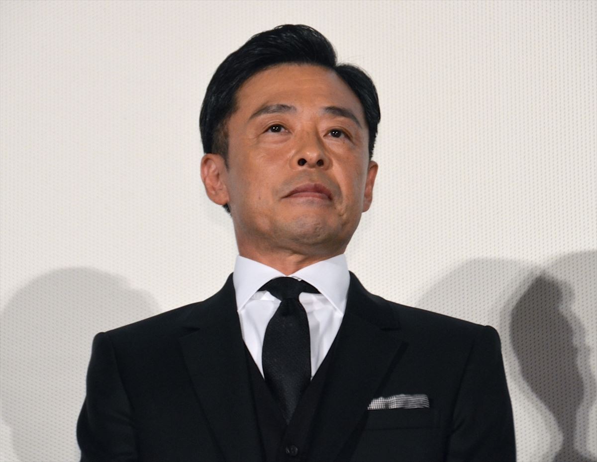 松田龍平、宇宙人役に苦戦　長澤まさみ「怒ってばかり」の妻役に疲労困憊？