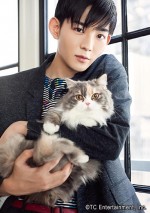 竜星涼withミヌエット、写真展『ねこカレ』 