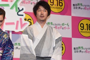 新井浩文、『奥田民生になりたいボーイと出会う男すべて狂わせガール』完成披露舞台挨拶に登壇