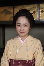 ドラマ『私たちの薩長同盟』に出演する川栄李奈