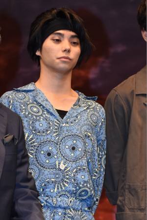 村上虹郎、『ナミヤ雑貨店の奇蹟』完成披露試写会に登壇