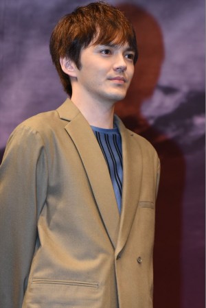 林遣都、『ナミヤ雑貨店の奇蹟』完成披露試写会に登壇