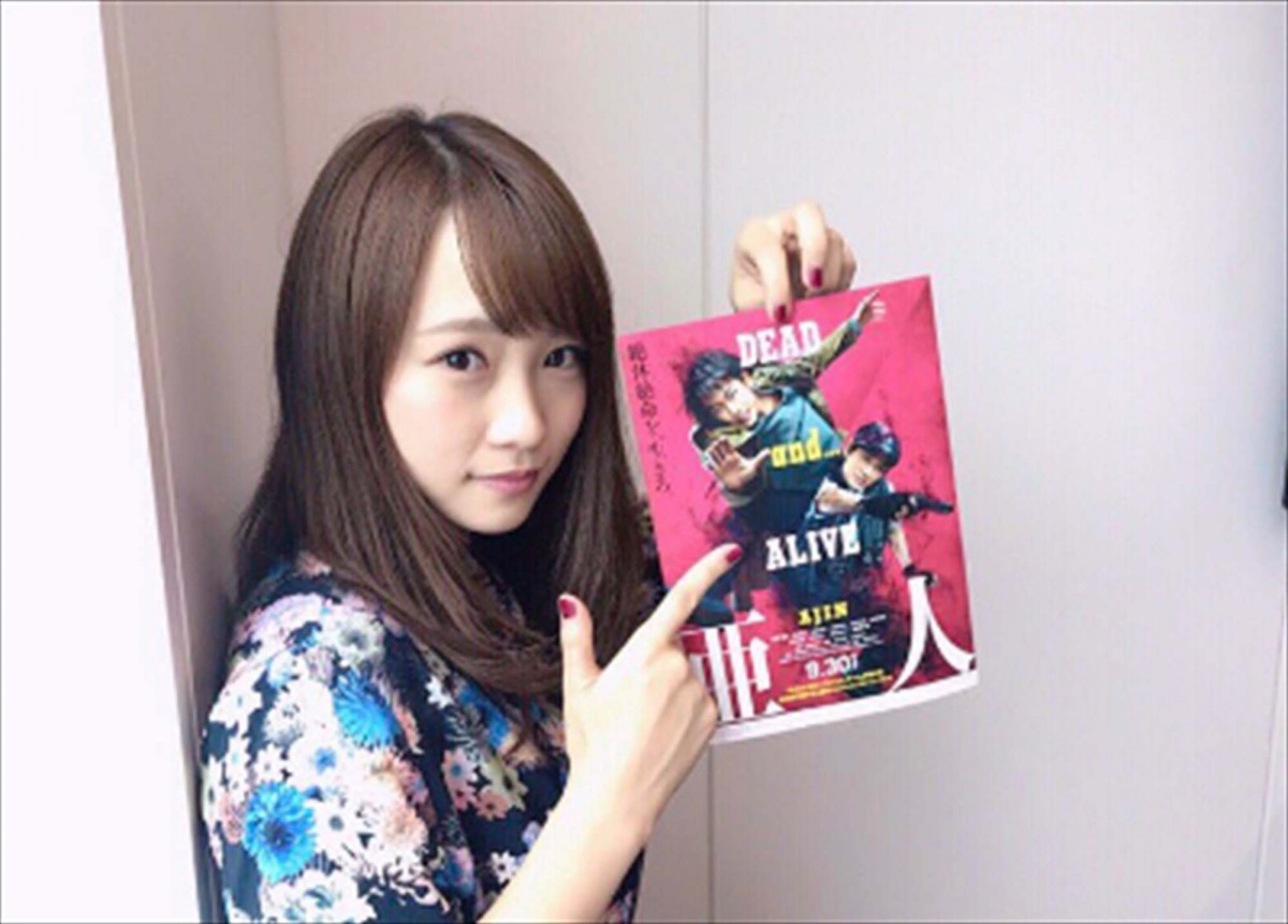川栄李奈、織姫登場でauのCM好感度1位！ “エロかわ”女子高生役も話題