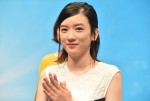 永野芽郁、NHK連続テレビ小説『半分、青い。』出演者発表会見に登壇