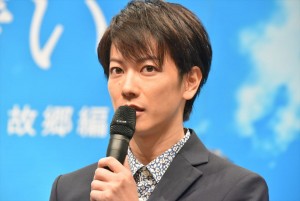 佐藤健、NHK連続テレビ小説『半分、青い。』出演者発表会見に登壇