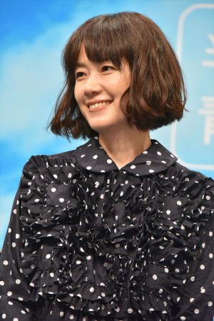 原田知世、NHK連続テレビ小説『半分、青い。』出演者発表会見に登壇