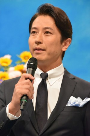 谷原章介、NHK連続テレビ小説『半分、青い。』出演者発表会見に登壇