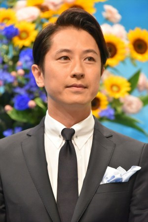 谷原章介、NHK連続テレビ小説『半分、青い。』出演者発表会見に登壇