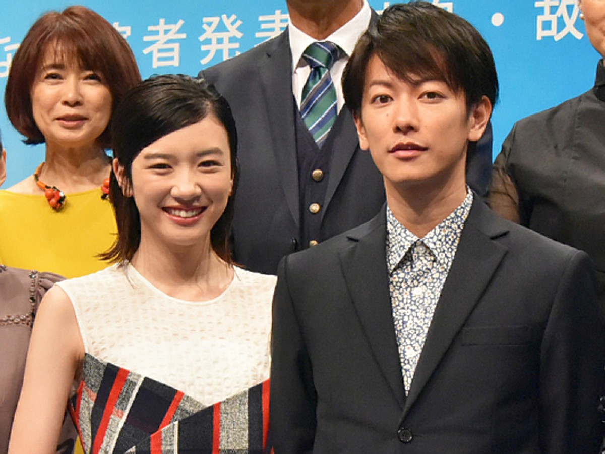永野芽郁、佐藤健、NHK連続テレビ小説『半分、青い。』出演者発表会見に登壇