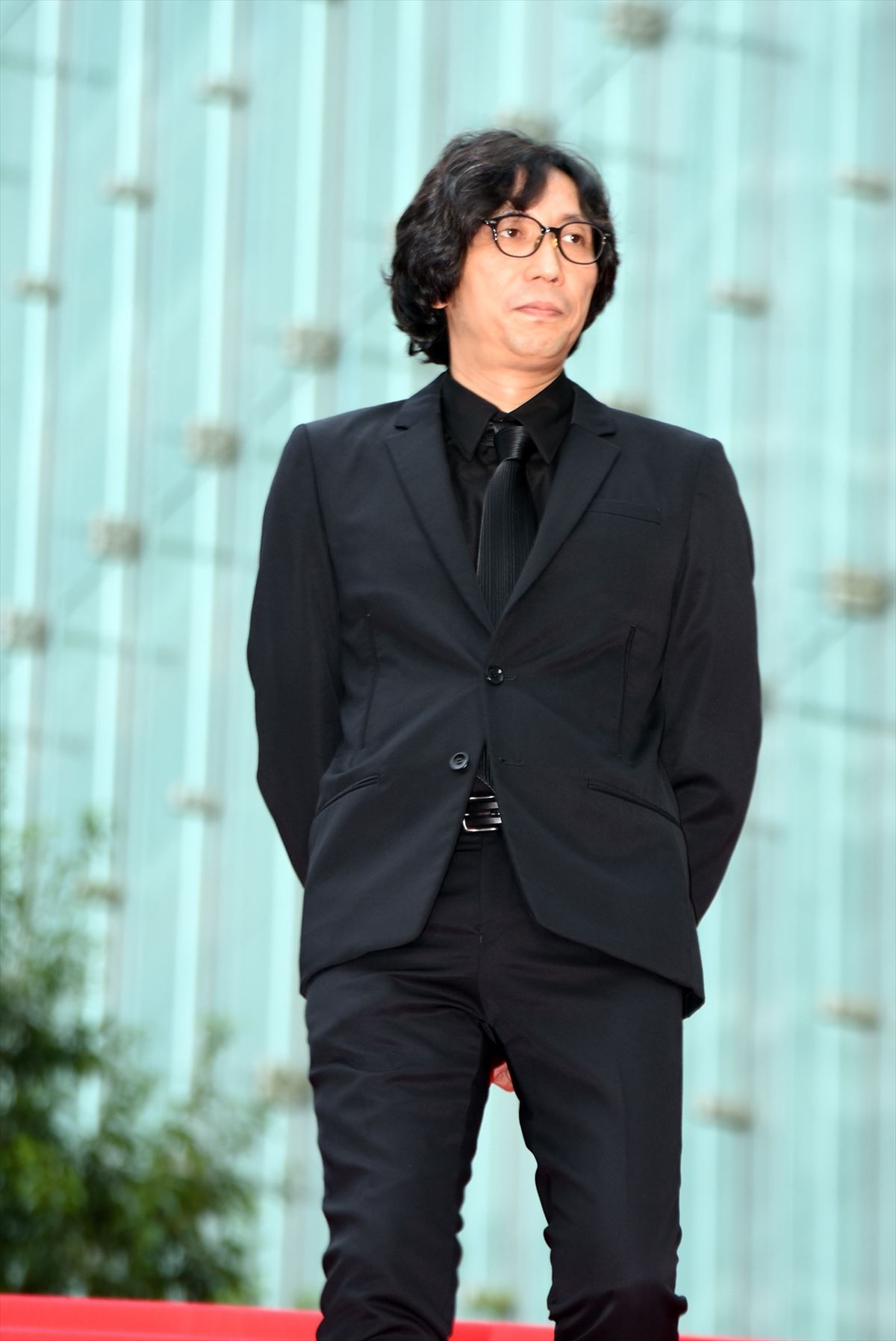 嵐・松本潤、サプライズで“名前入り”誕生日ケーキ登場に照れまくり　有村架純も祝福