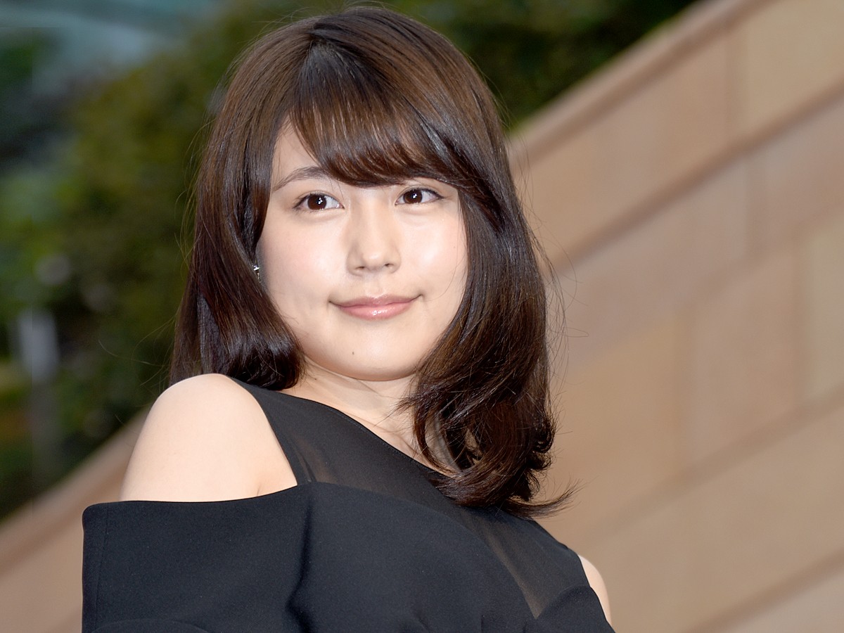 嵐・松本潤、サプライズで“名前入り”誕生日ケーキ登場に照れまくり　有村架純も祝福