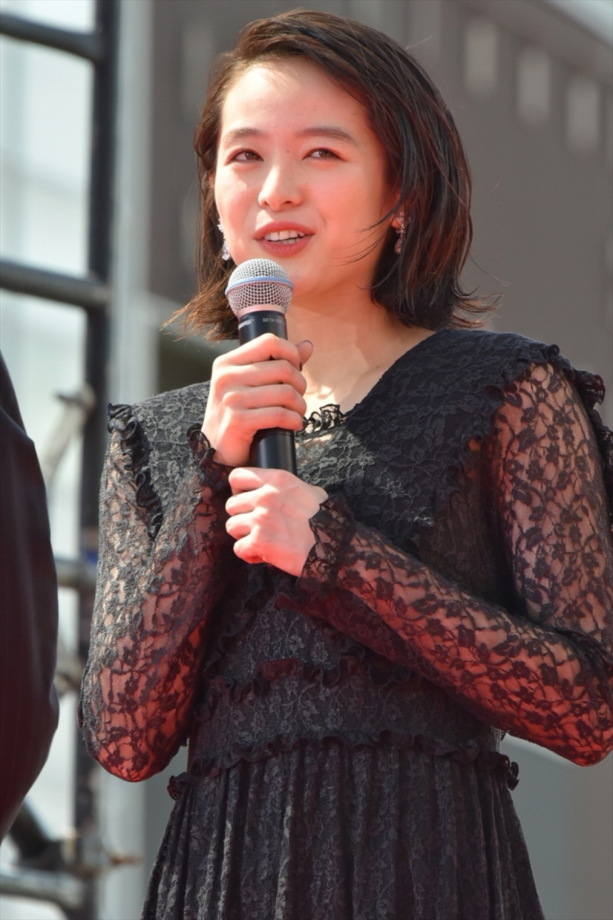 松山ケンイチ、自信のお尻カットされて不満げ「ファンデーションまで塗ったのに！」