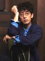 新ドラマ『重要参考人探偵』に滝藤賢一が出演！初の“オネエ”役に