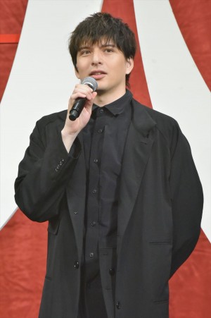 城田優、『亜人』完成披露試写会に登壇