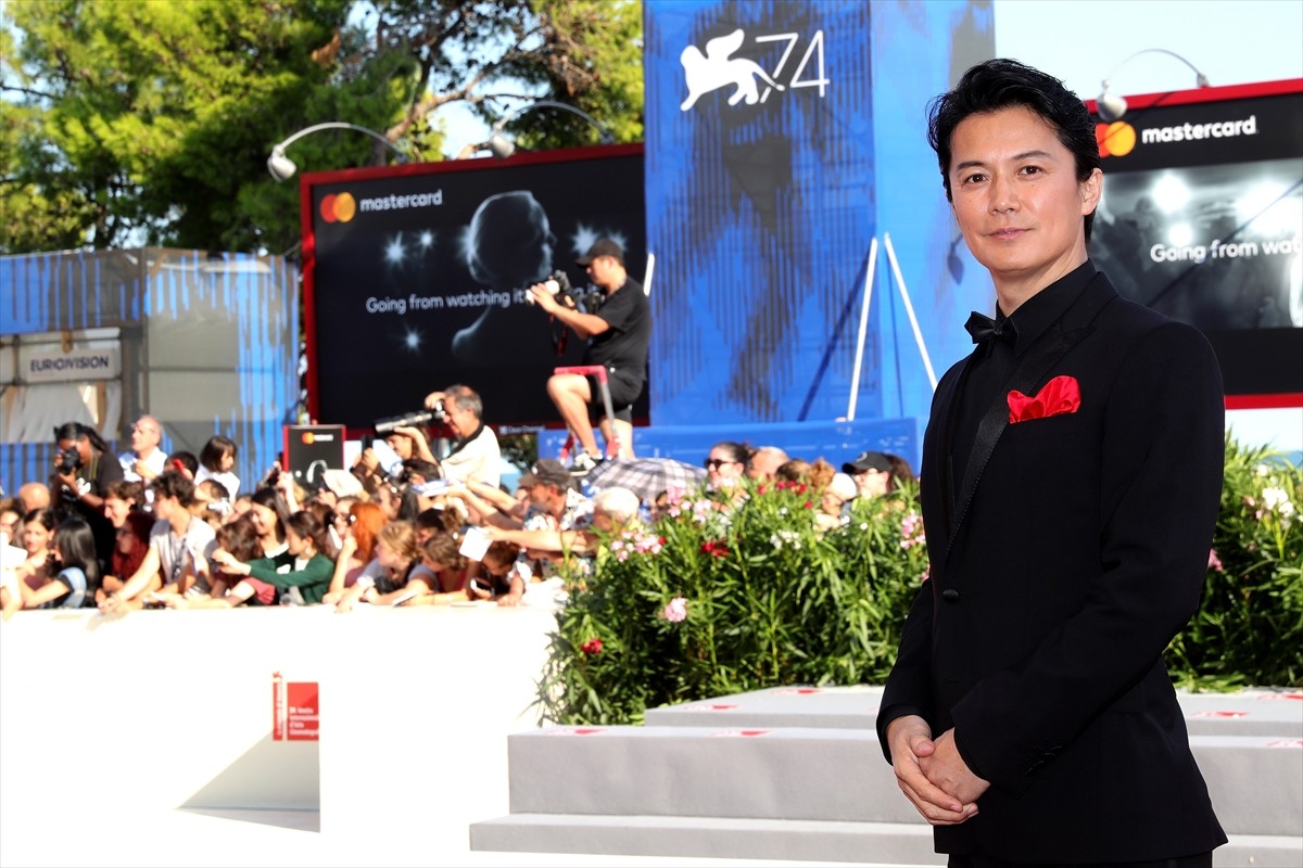福山雅治、6分のスタンディングオベーションに感激 『三度目の殺人』ヴェネチアで上映