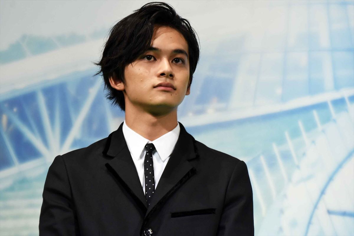 北村匠海　生写真 北村匠海 写真集 U&I : 北村 匠海: Amazon.sg: Books
