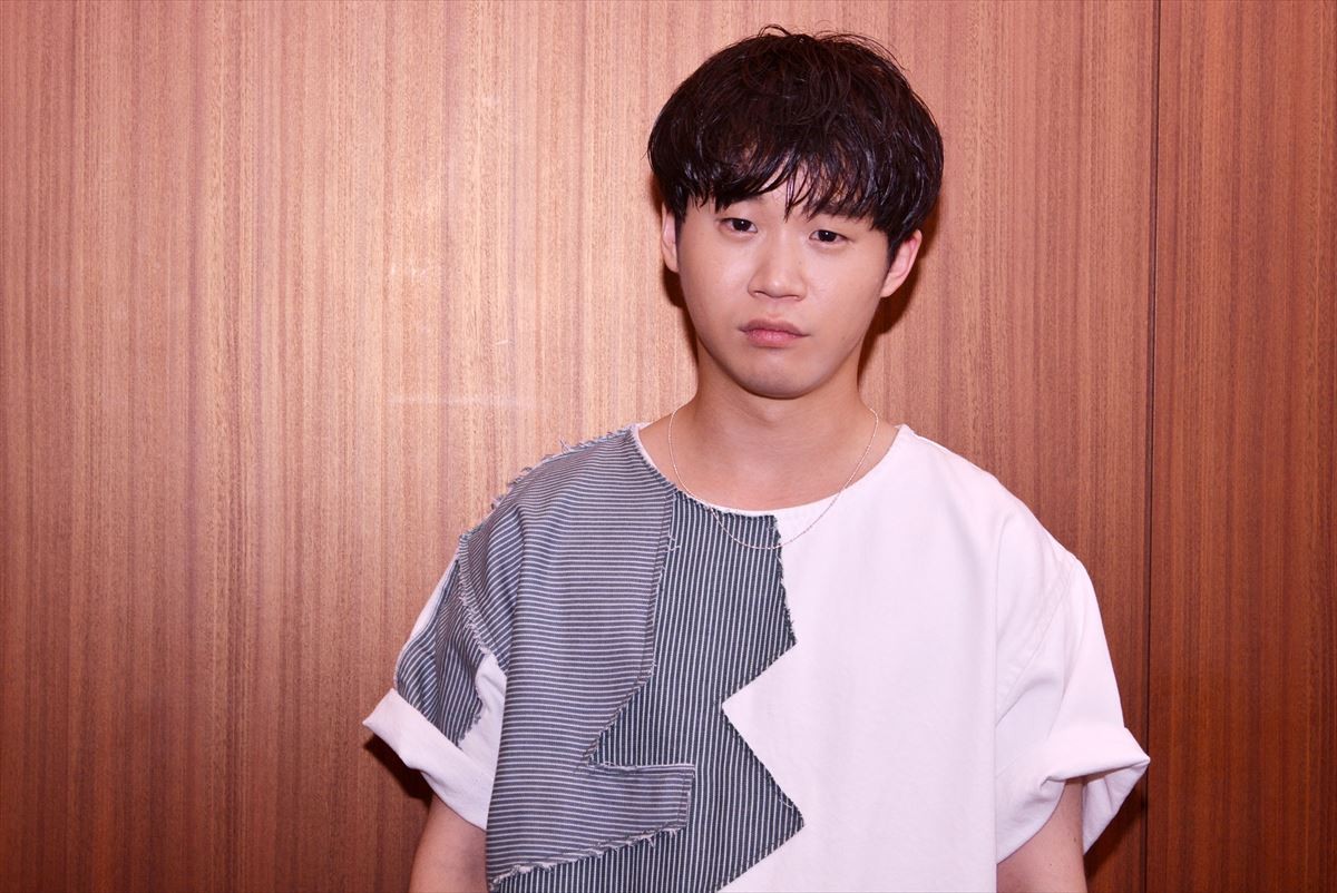 矢本悠馬、年齢関係なく「どんどん絡む」 “俳優”としての野望と貪欲さ