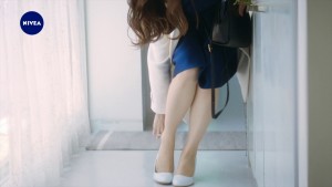 白石麻衣出演CM『ニベア マシュマロケア 抱きしめてもらえる篇』