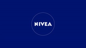 白石麻衣出演CM『ニベア マシュマロケア 抱きしめてもらえる篇』