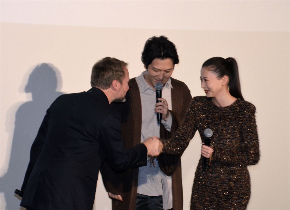 『スター・ウォーズ／最後のジェダイ』監督、鋭い質問に動揺？「それを言わせるのか」