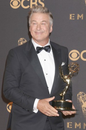 アレック・ボールドウィン、第69回エミー賞でコメディ部門助演男優賞を受賞