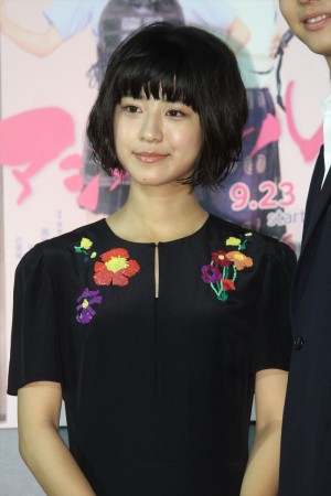 黒島結菜、土曜時代ドラマ『アシガール』試写会に登場
