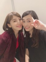 【写真】山崎紘菜、大友花恋、平祐奈、福原遥、飯豊まりえと“美少女祭り” 2ショットを公開