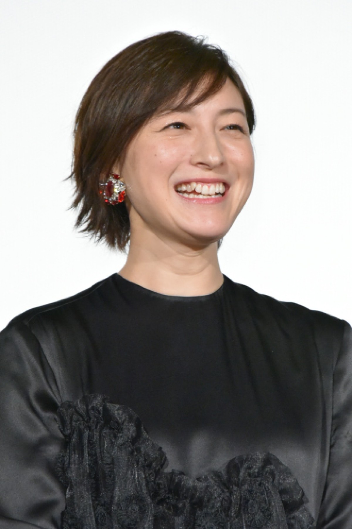 新垣結衣、瑛太から「大好き」と愛の告白 『ミックス。』完成イベントにキャスト集結