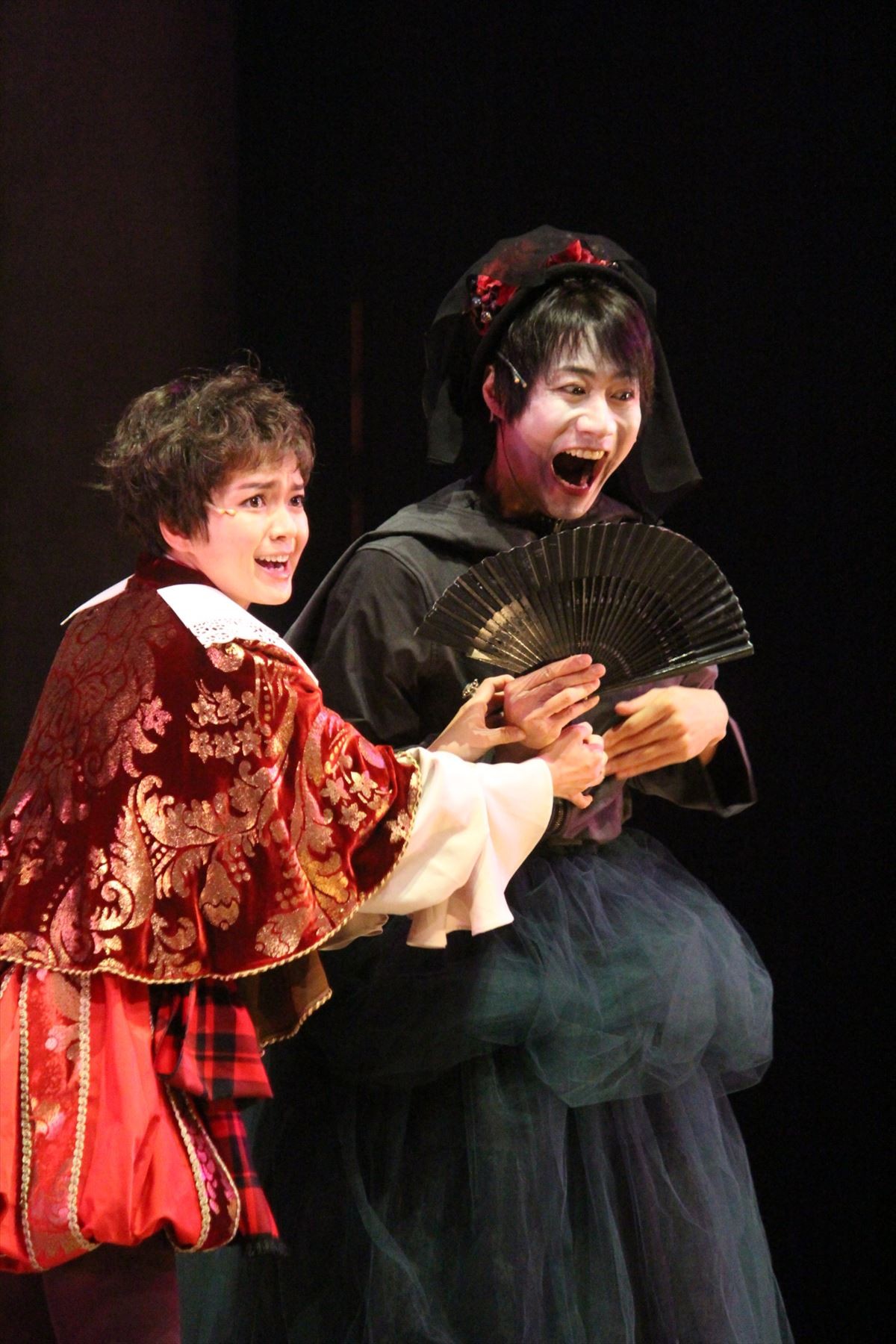 多部未華子、舞台『オーランドー』で小日向文世とのキスにも「もう慣れました」