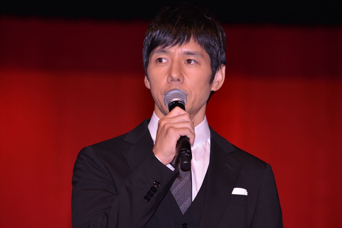 二宮和也＆綾野剛「剛ちゃん」「ニノ」と呼び合い、息の合ったコンビぶりを強調！
