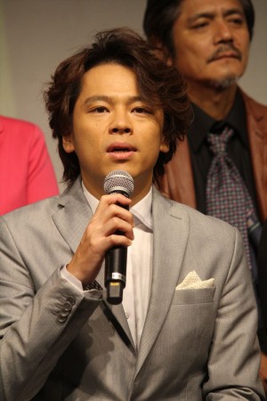 中川晃教、ミュージカル『HEADS UP！』製作発表に登壇