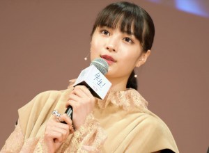 広瀬すず、『先生！ 、、、好きになってもいいですか？』完成披露イベントに登壇